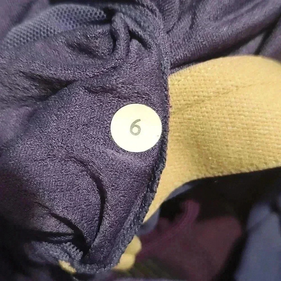 LuLulemon Turbo Tank Cadet Blue Racerback Tank Top Size 6 Shelf Bra Yoga Gym - Picture 5 of 5